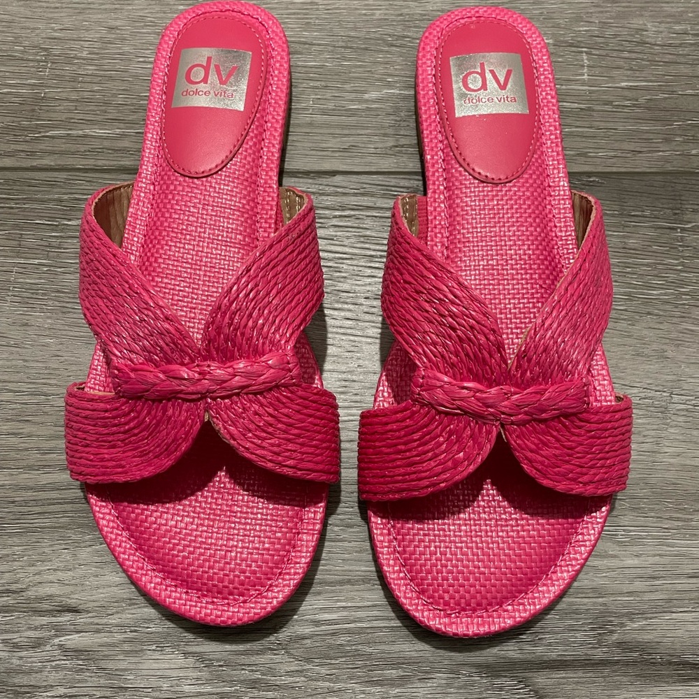 NWT Dolce Vita Sandals (9.5)